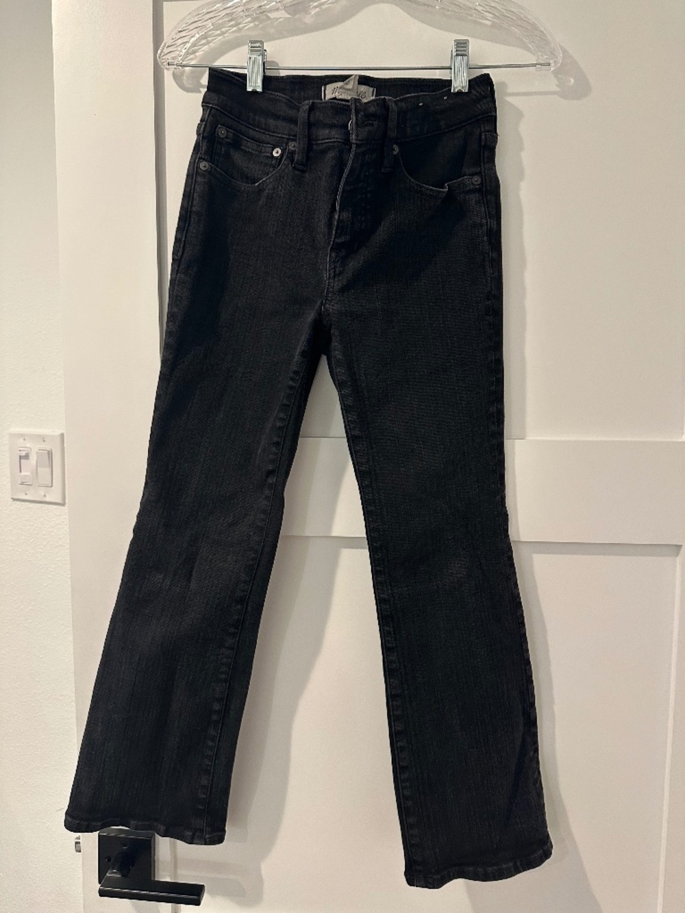 Madewell Middle Rise Kick Out Cropped Jeans - Size 26 Petite (Black)